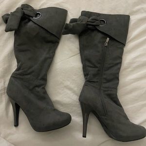 Grey heel boots size 6.5